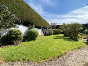Gardens- click for photo gallery